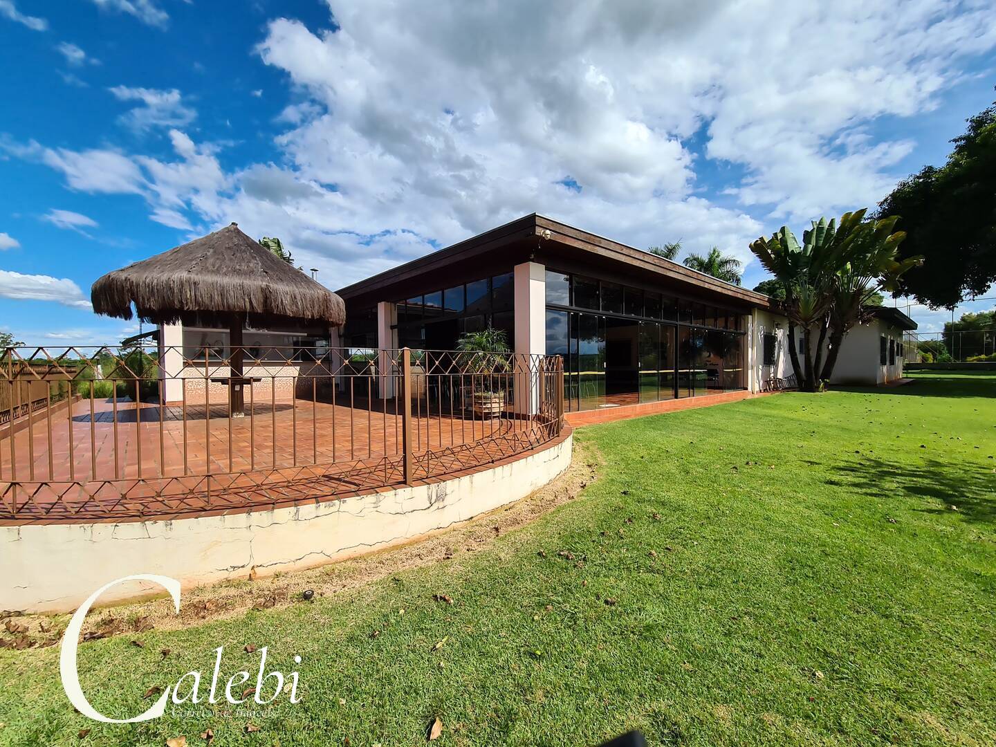 Fazenda à venda com 6 quartos, 6m² - Foto 12