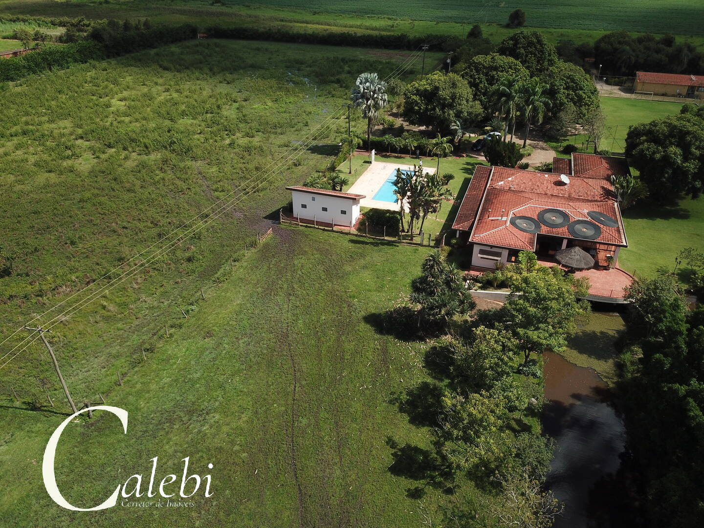 Fazenda à venda com 6 quartos, 6m² - Foto 39