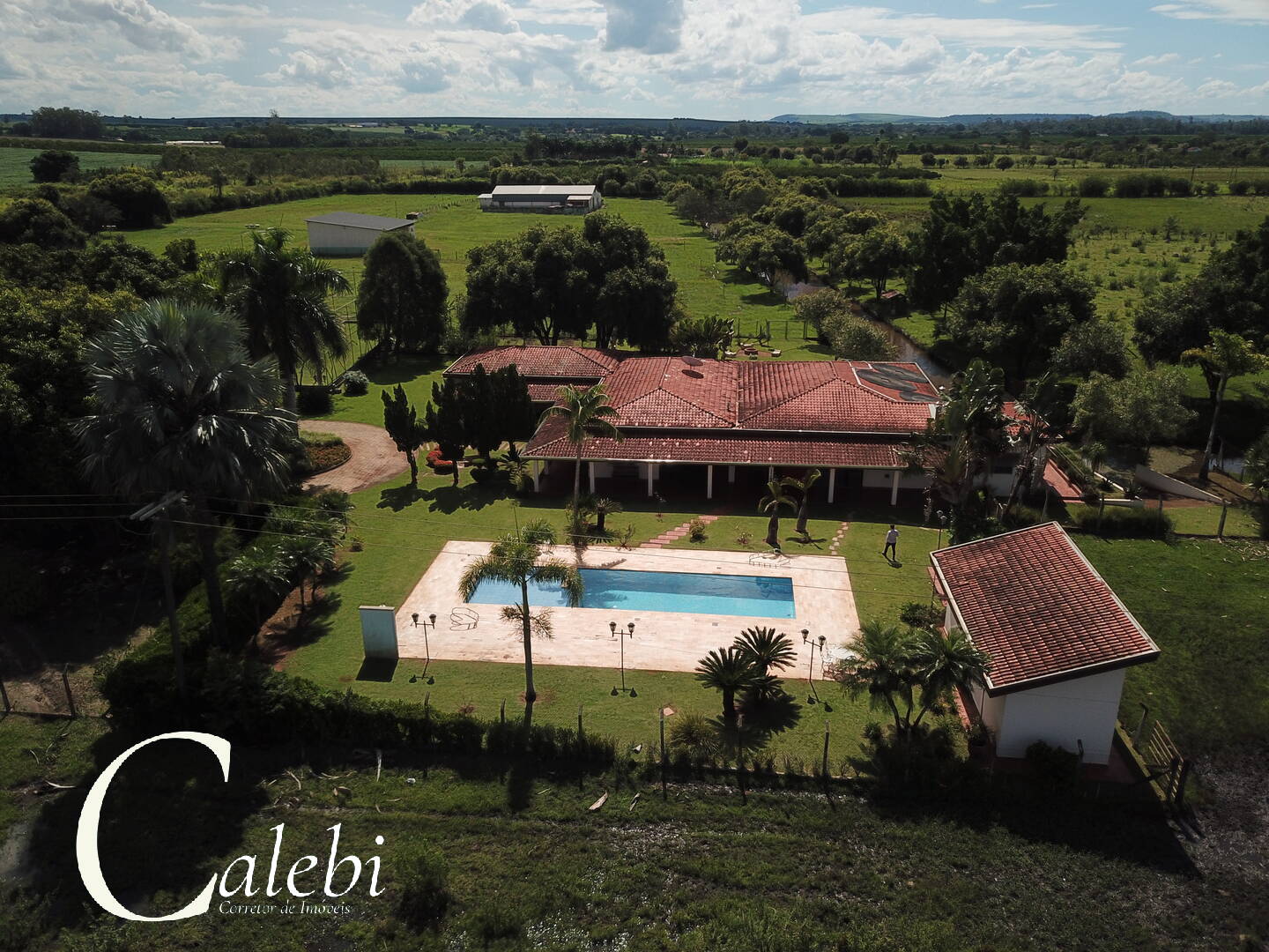 Fazenda à venda com 6 quartos, 6m² - Foto 47