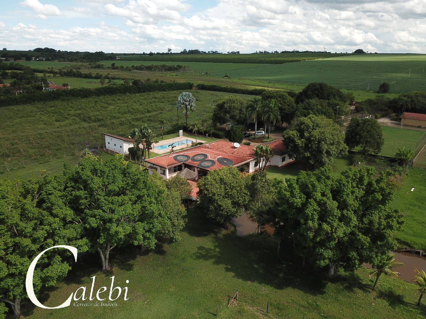 Fazenda à venda com 6 quartos, 6m² - Foto 52