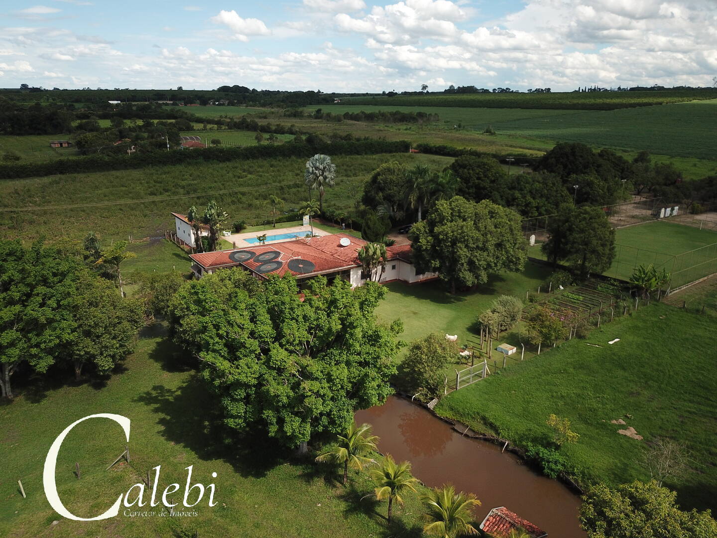 Fazenda à venda com 6 quartos, 6m² - Foto 53