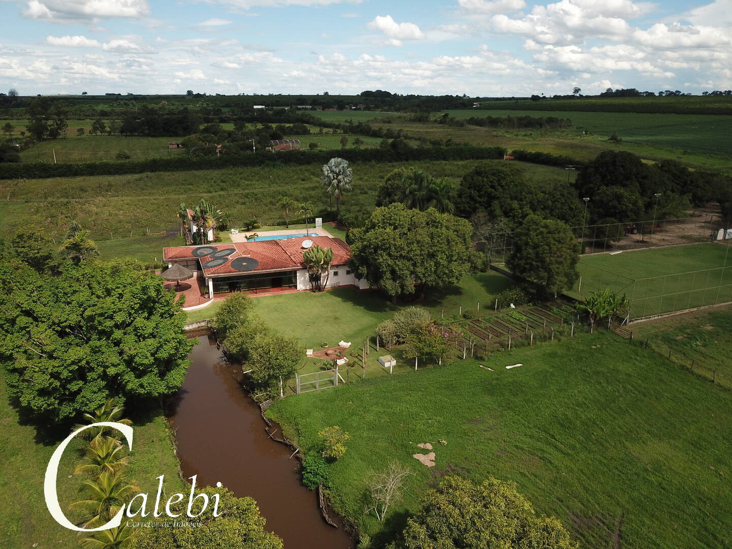 Fazenda à venda com 6 quartos, 6m² - Foto 54