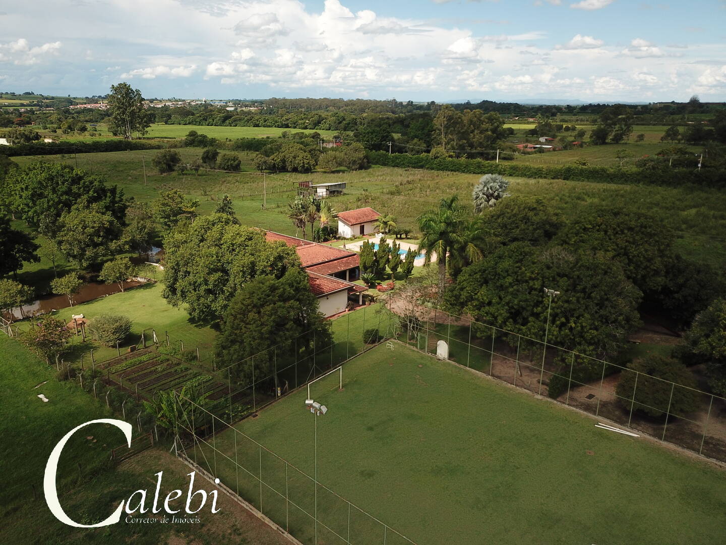 Fazenda à venda com 6 quartos, 6m² - Foto 58