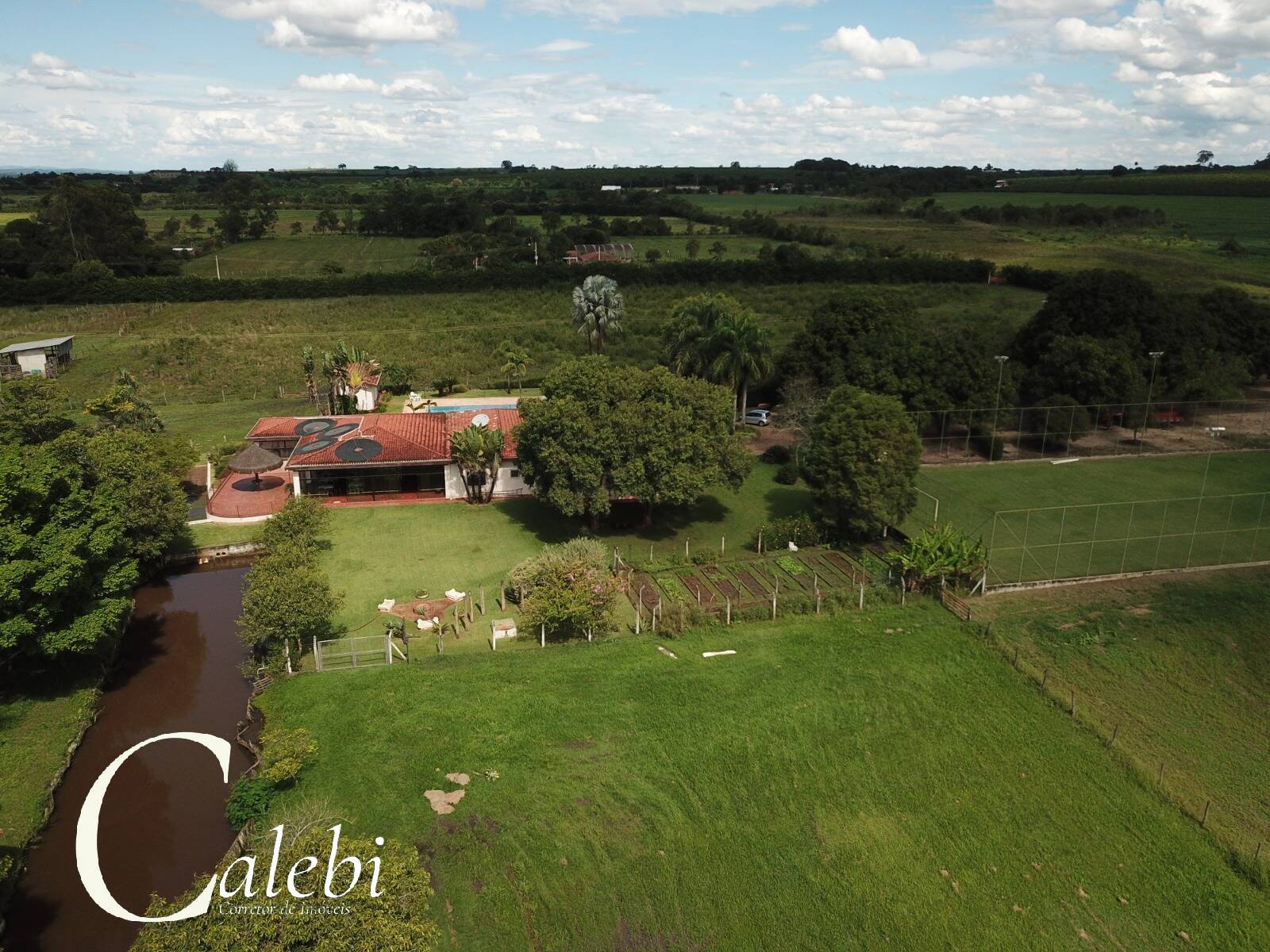 Fazenda à venda com 6 quartos, 6m² - Foto 78