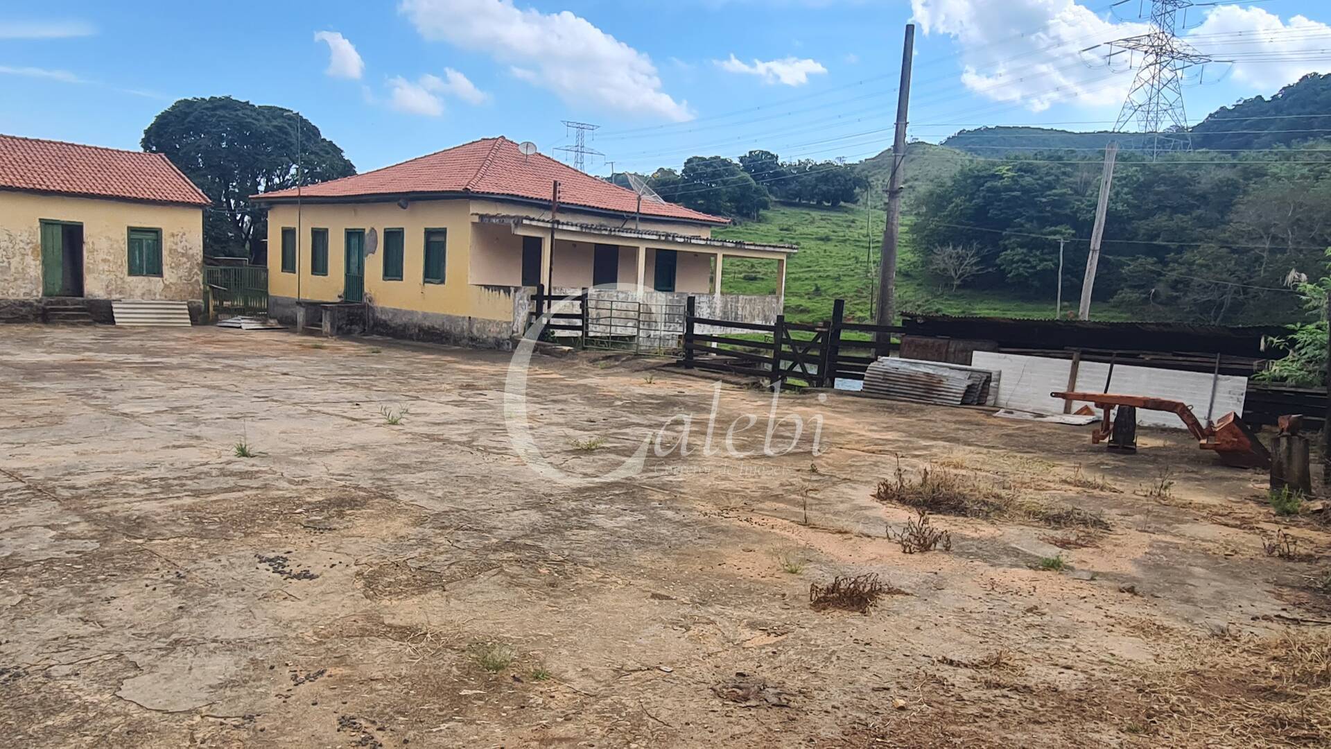 Fazenda à venda com 3 quartos, 63m² - Foto 12