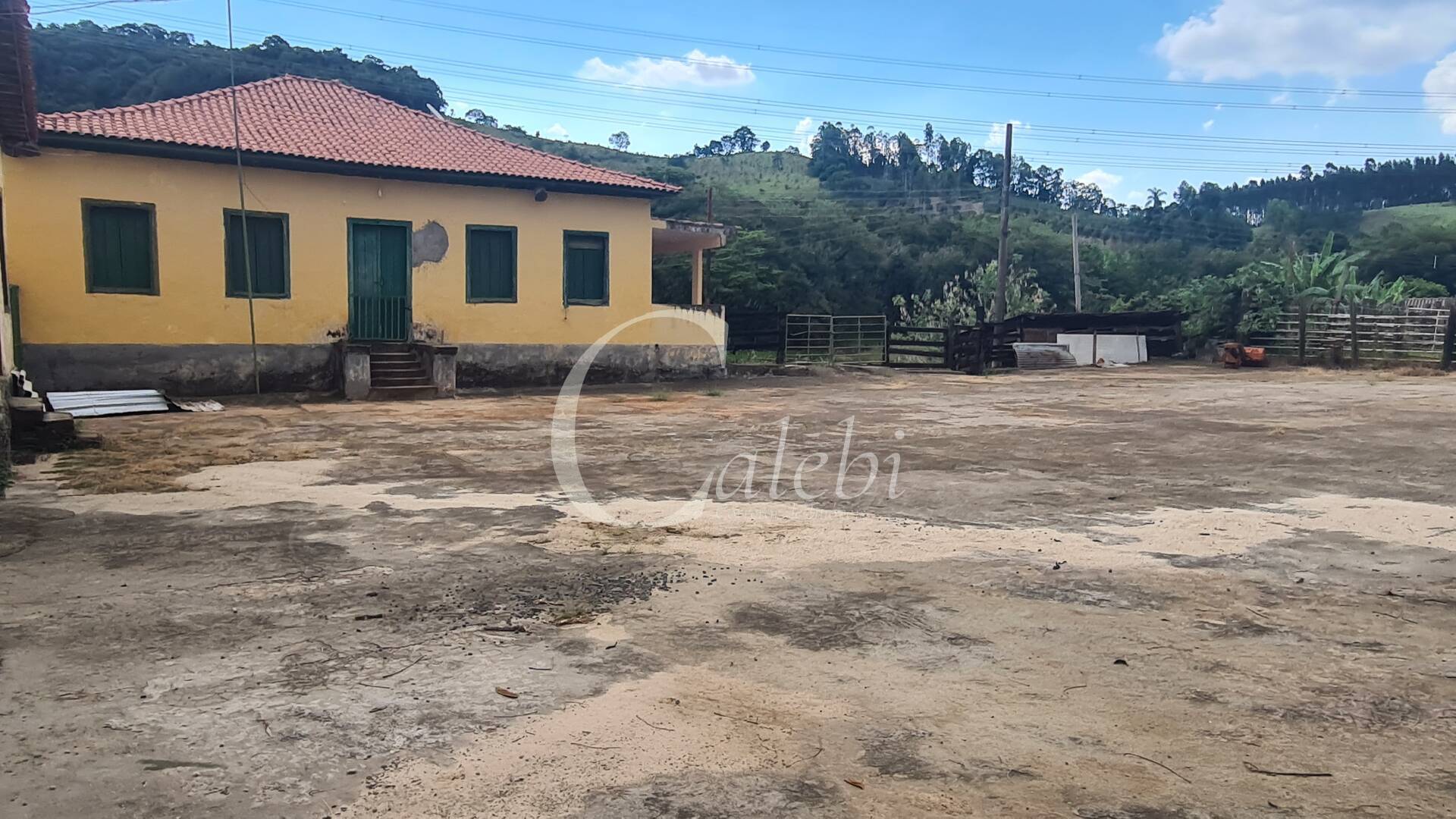 Fazenda à venda com 3 quartos, 63m² - Foto 17