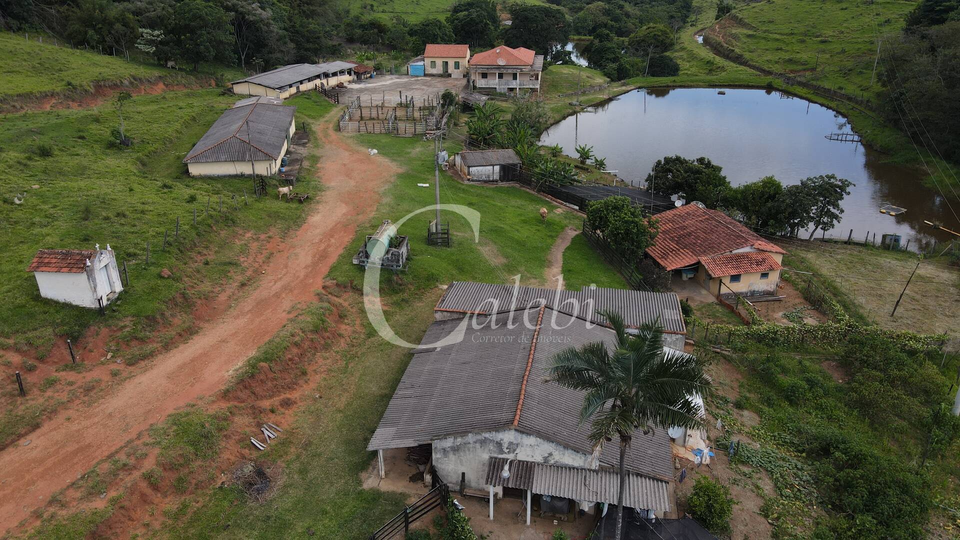 Fazenda à venda com 3 quartos, 63m² - Foto 34