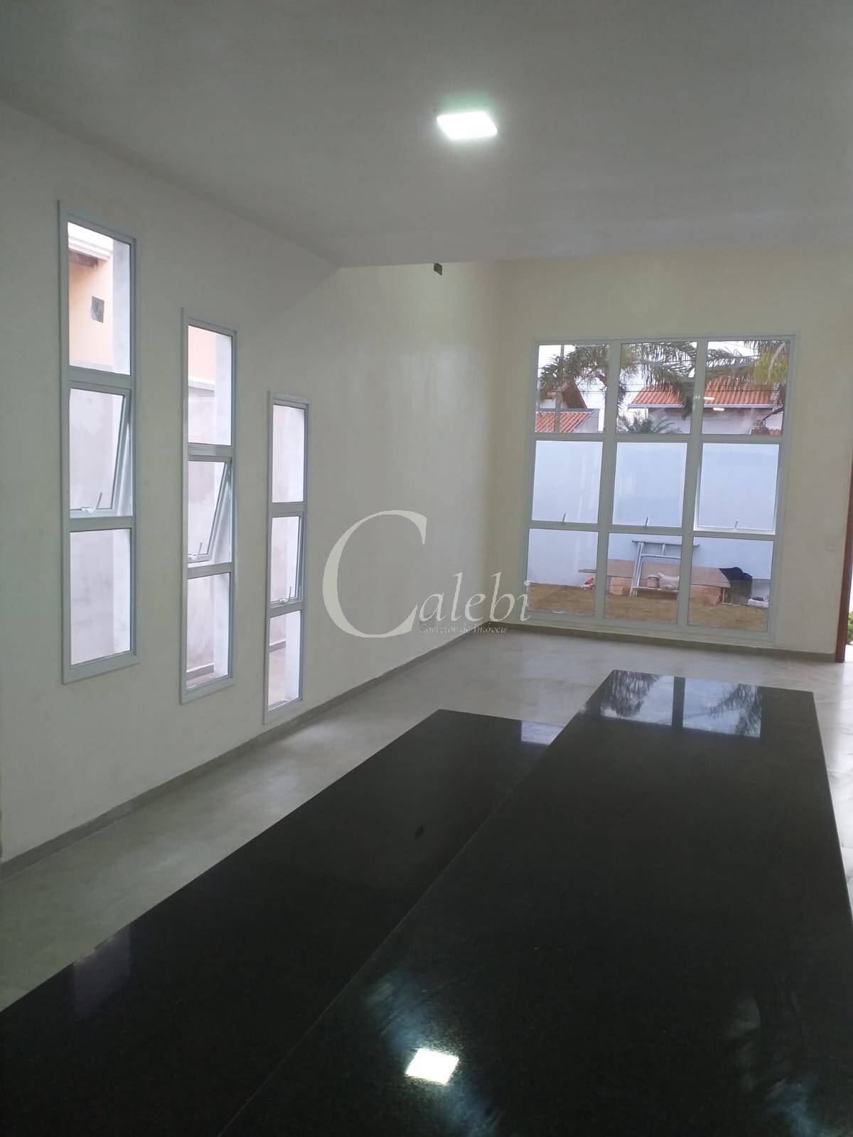 Casa à venda com 3 quartos, 208m² - Foto 18