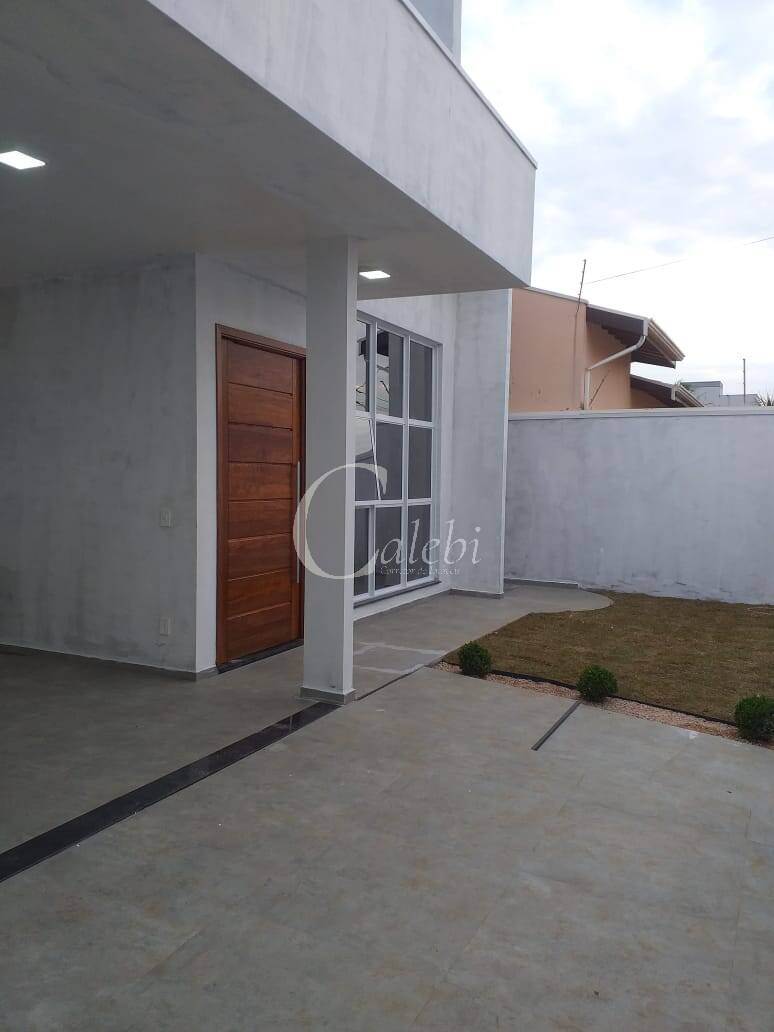 Casa à venda com 3 quartos, 208m² - Foto 4